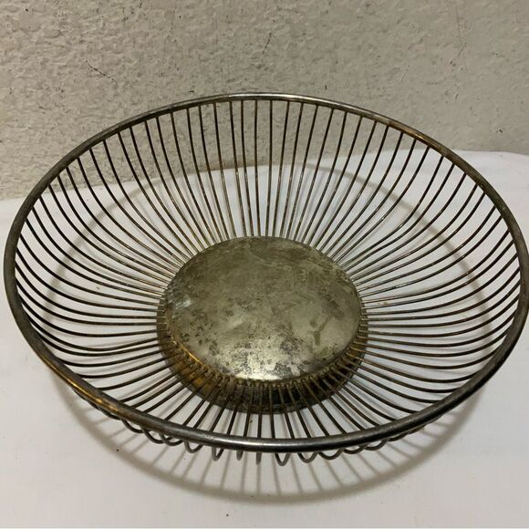 Vintage Leonard silver plate basket thanksgiving, bread basket Hong Kong - Picture 2 of 6